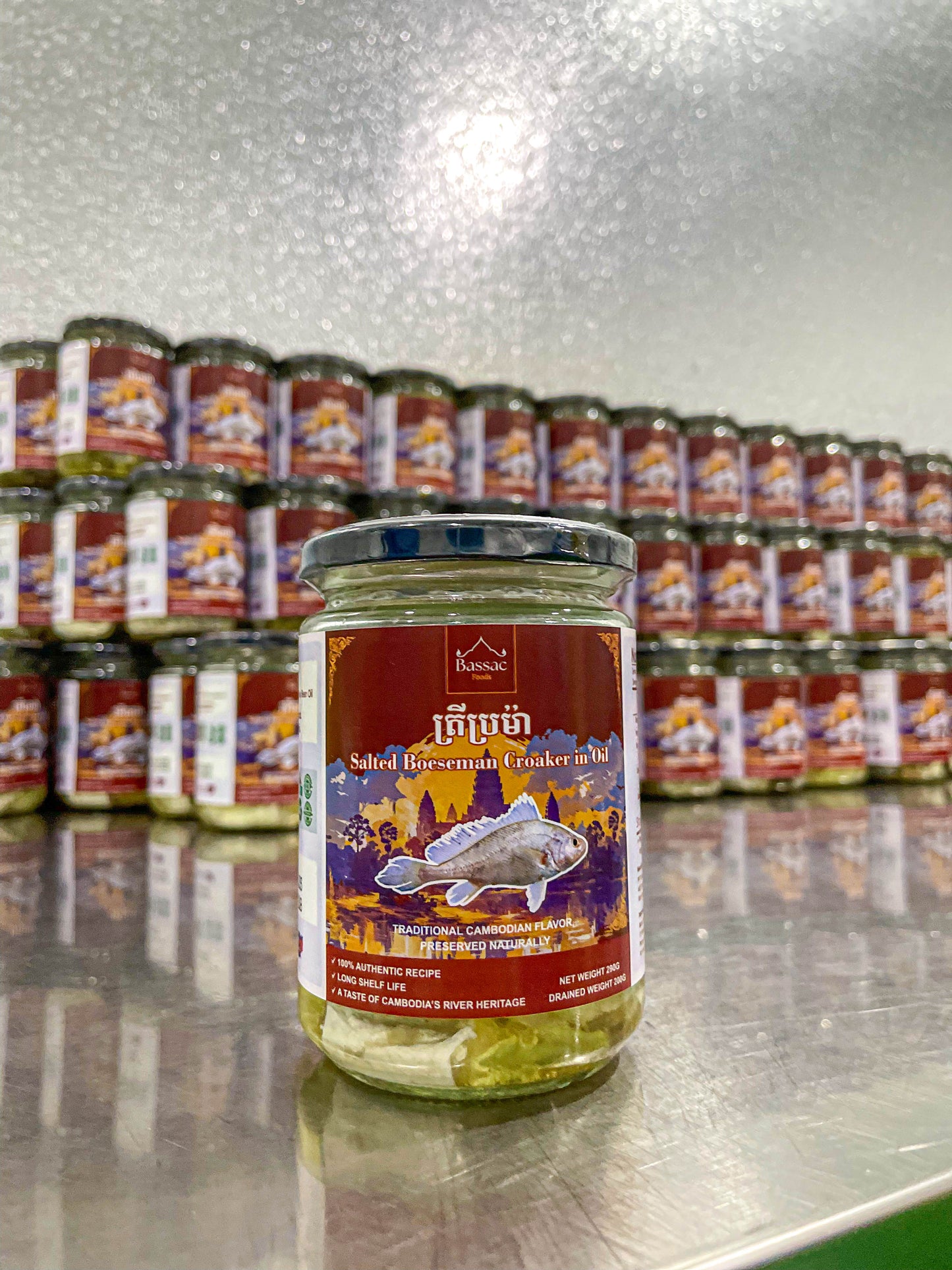 Salted Boeseman Croaker in oil ត្រីប្រម៉ាត្រាំប្រេង